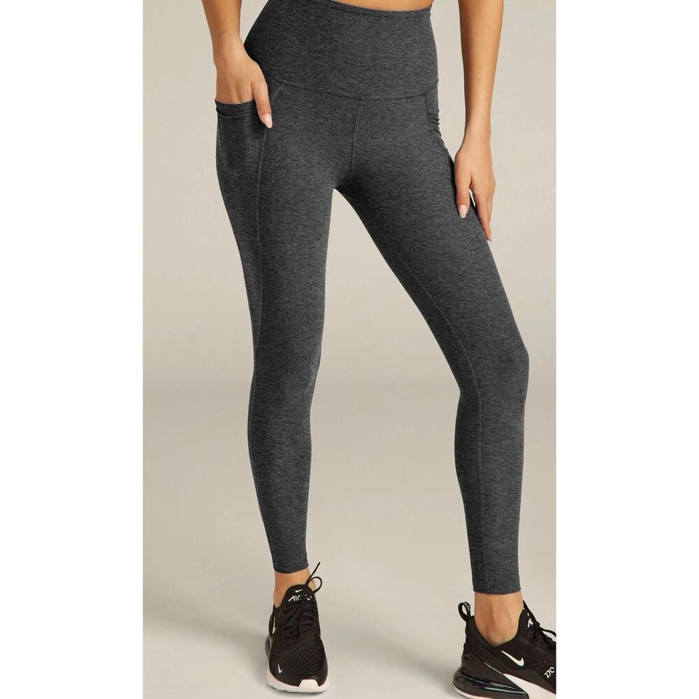 Beyond yoga Spacedy Out Of Pocket High Waisted Midi Legging
